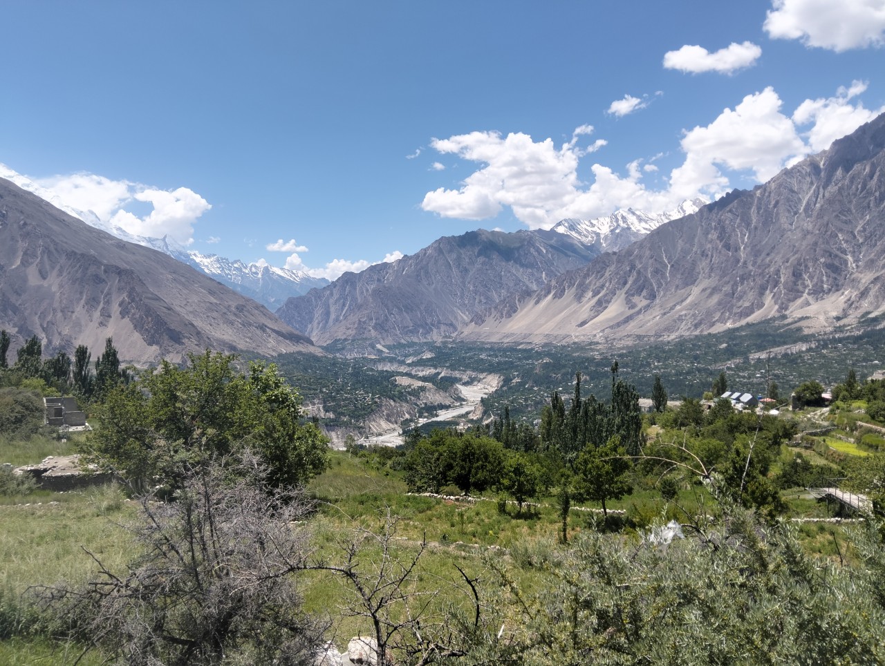 Free Landscapes photos. Hunza valley Gilgit Baltistan Pakistan.