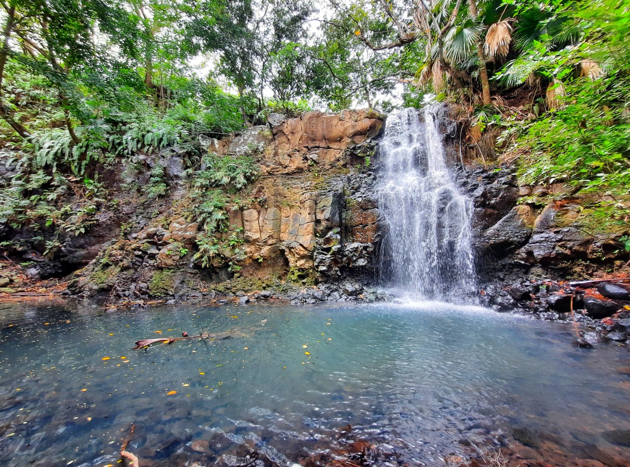 420 Waterfall, Mauritius. Free Landscapes photos