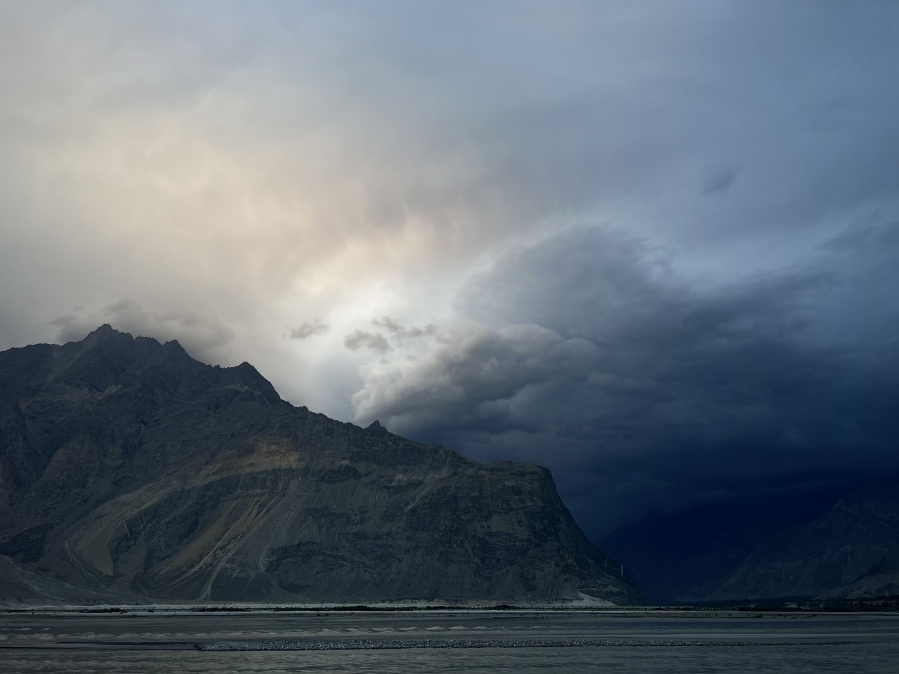 Free Landscapes photos. Shigar.