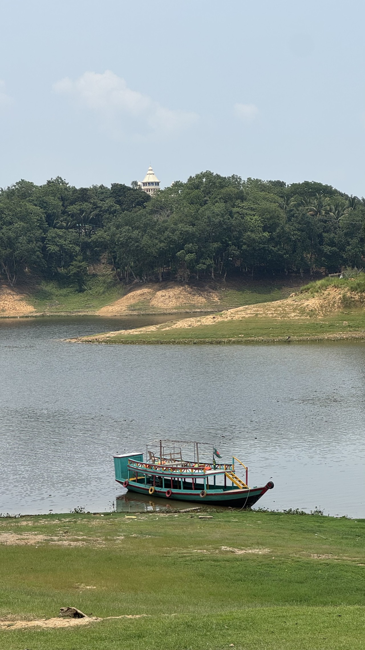 Free Landscapes photos. Rangamati lake.