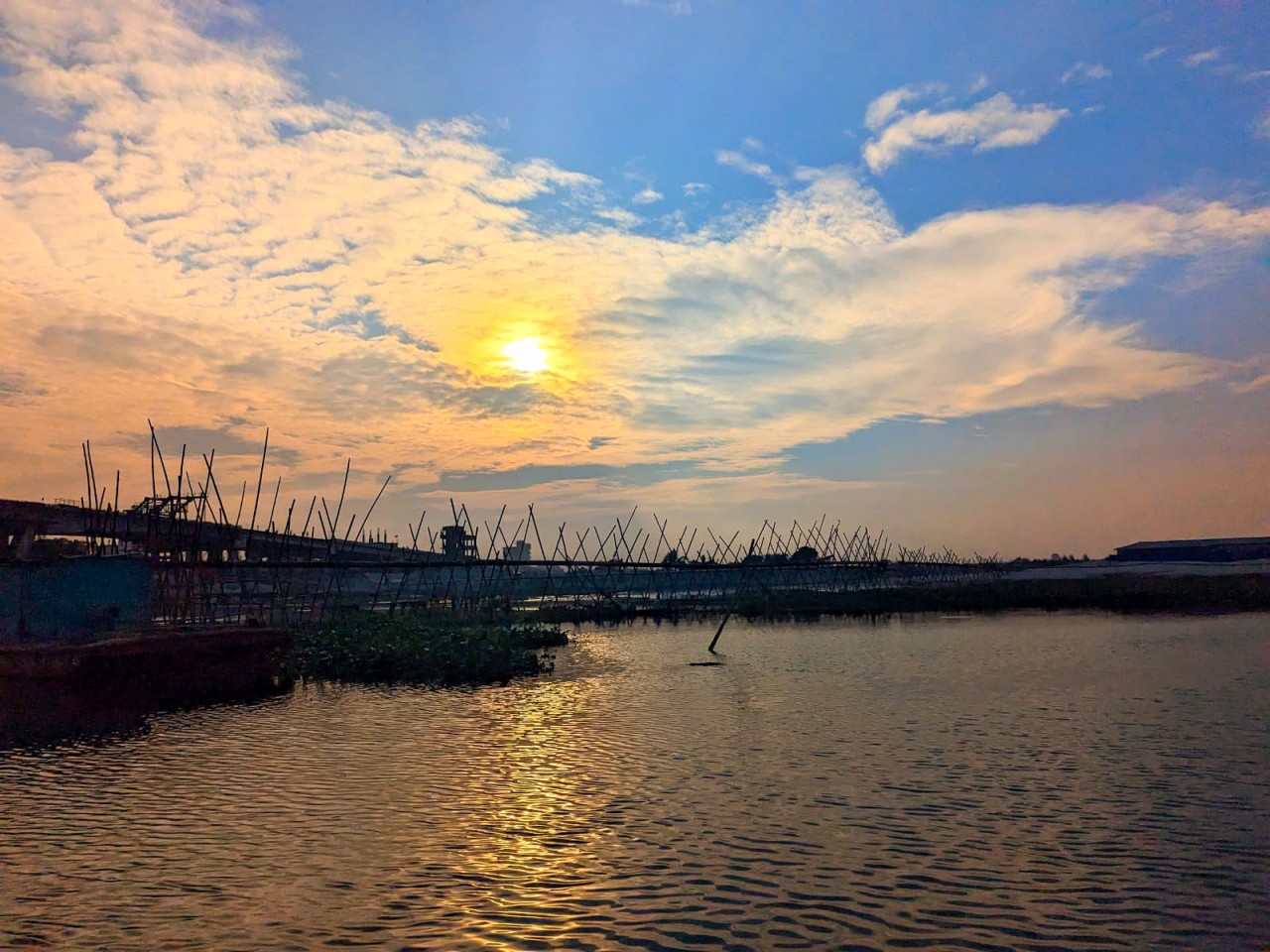 Free Skies photos. Dhaka sky.
