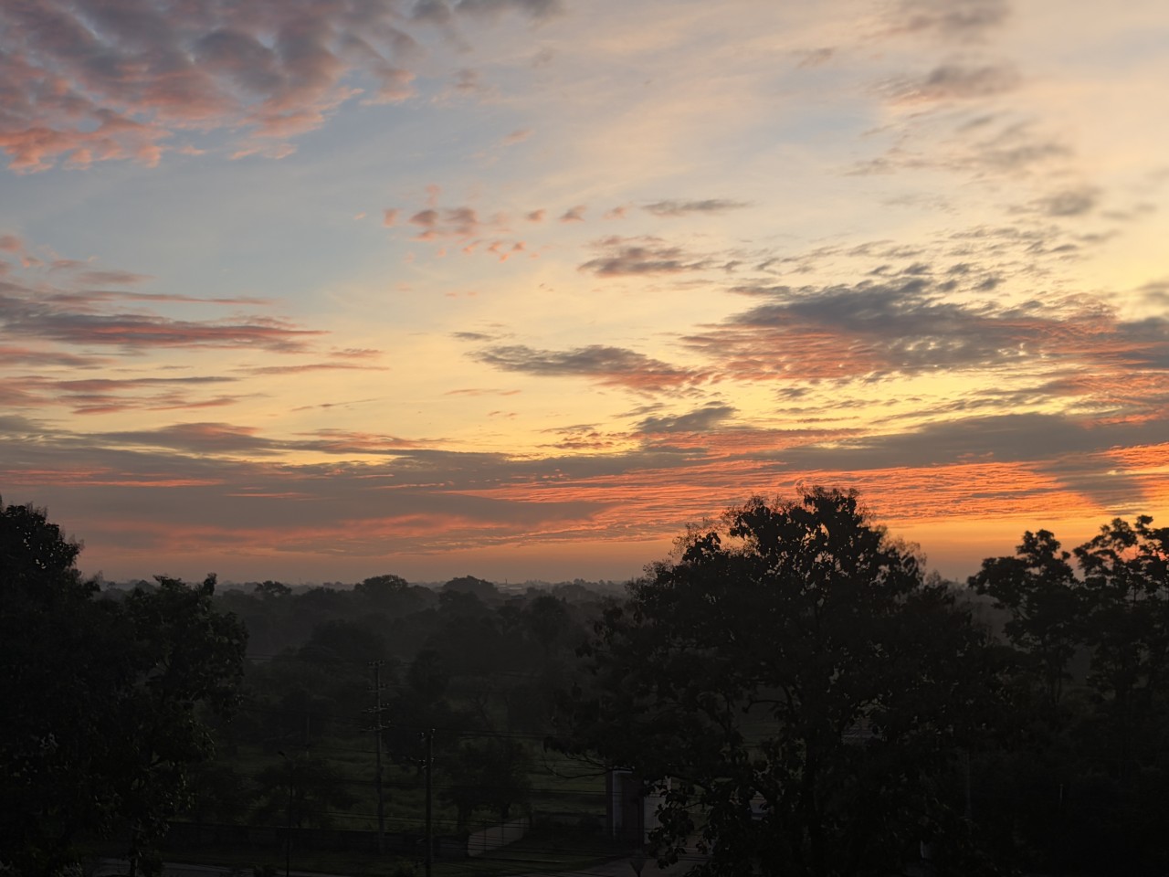 Free Skies photos. Sunrise.
