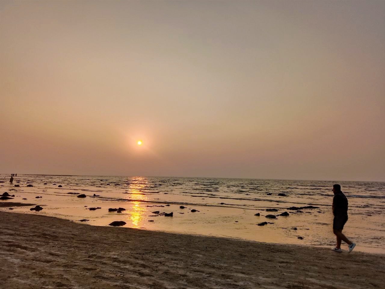 Free Seascapes photos. Golden Hours at Inani Beach.